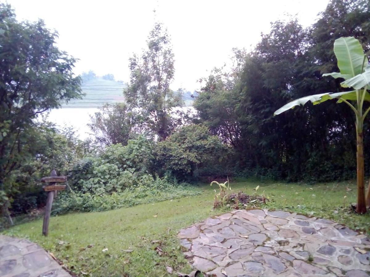 Byoona Amagara At Lake Bunyonyi Kabale Esterno foto