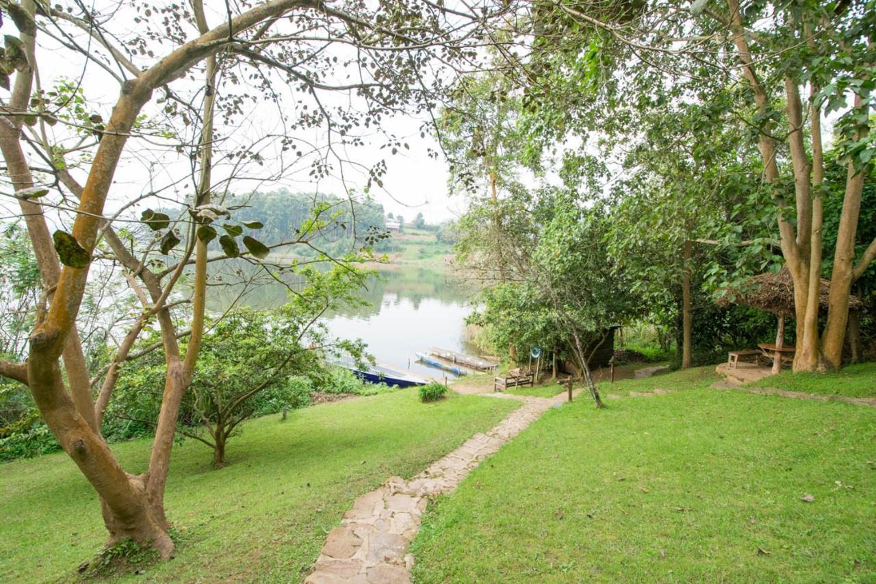 Byoona Amagara At Lake Bunyonyi Kabale Esterno foto